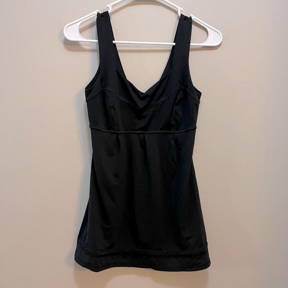 Black Run Tame Tank with Drawstring Hem Women’s 4 Lululemon Top - Picture 3 of 11